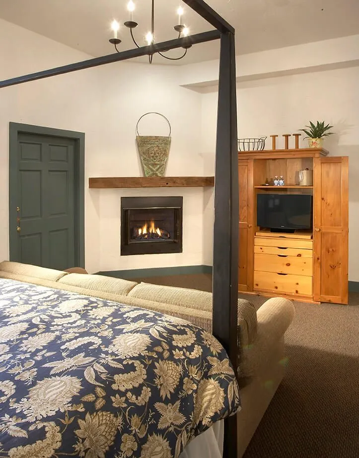 Room 108 - Charles Gottschalk