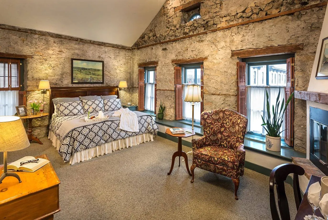 Room 212 - Fred Asche