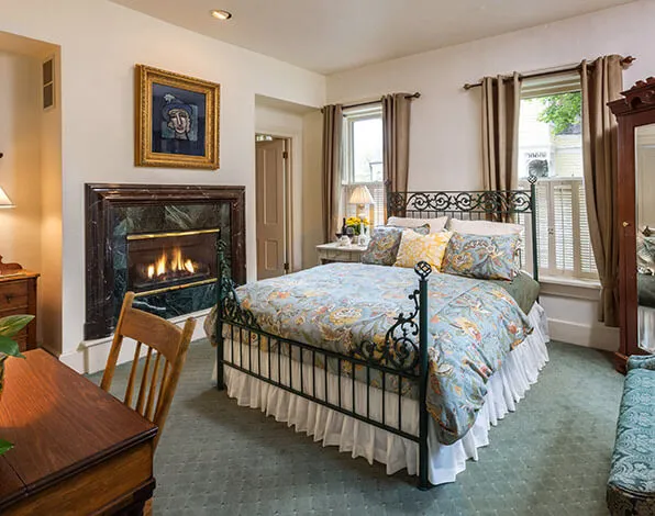 Schroeder Guest House Room 3 - Adeline Lehman