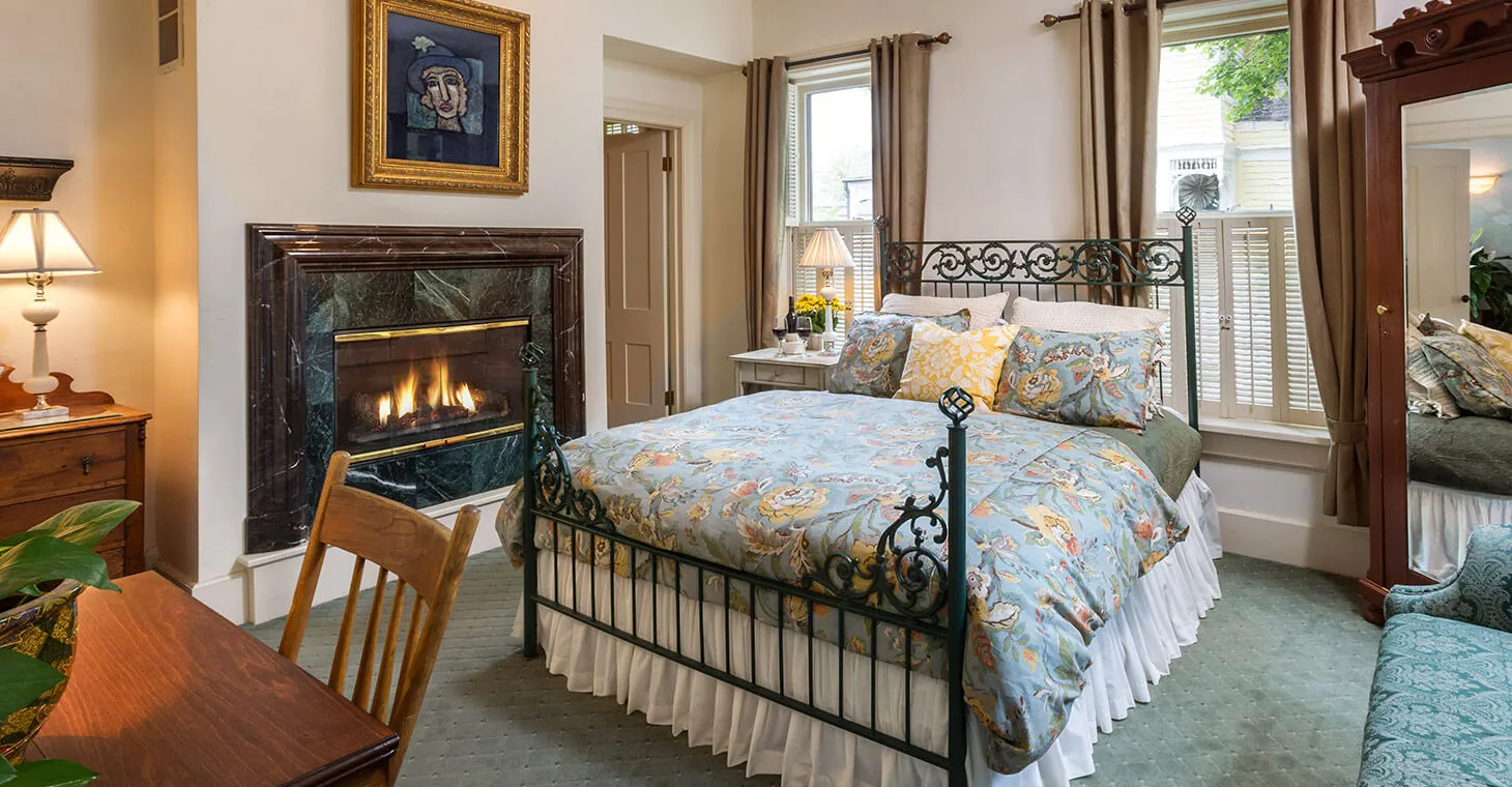 Schroeder Guest House Room 3 - Adeline Lehman