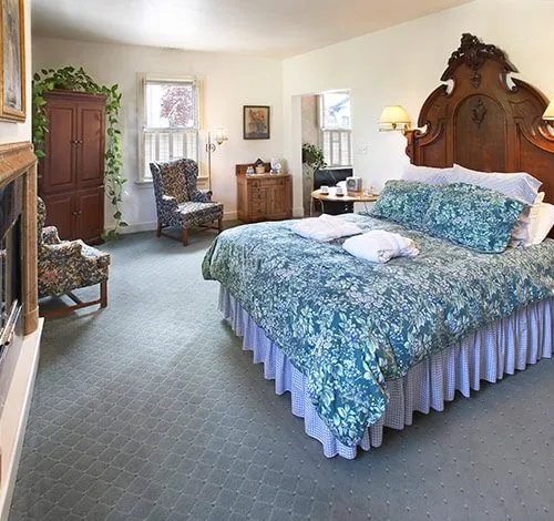 Schroeder Guest House Room 5 - Norma Schliefer