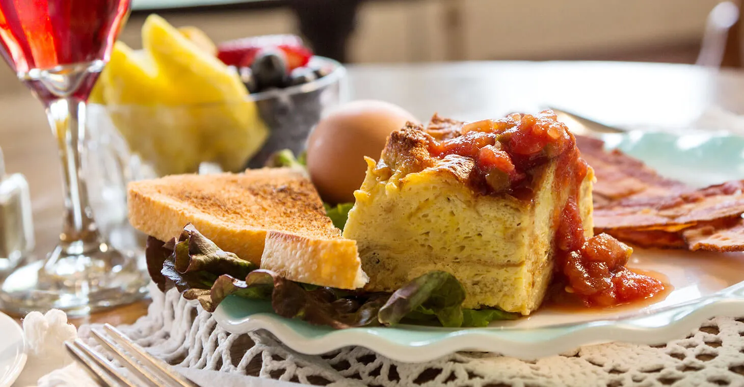 Breakfast at the Washington House Inn