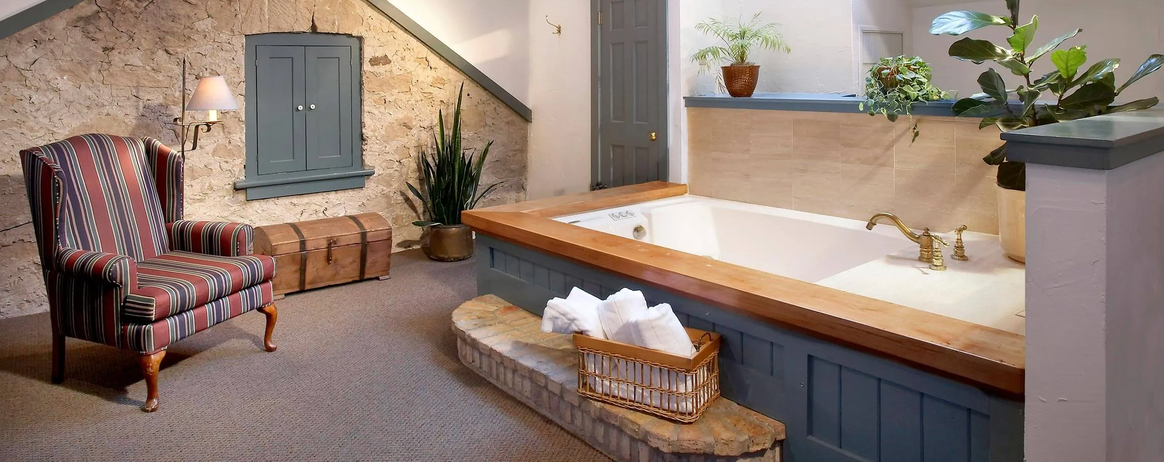 Room at a Top Rated Cedarburg, WI Inn