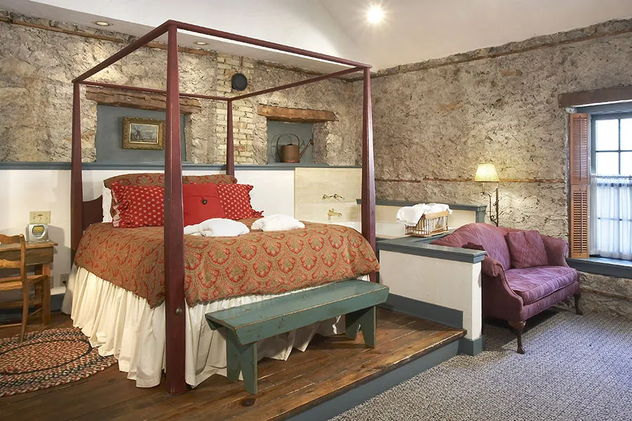 Cedarburg Bed and Breakfast Guest Room
