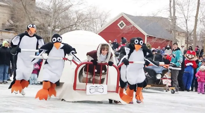 the winter festival costume race in cedarburg