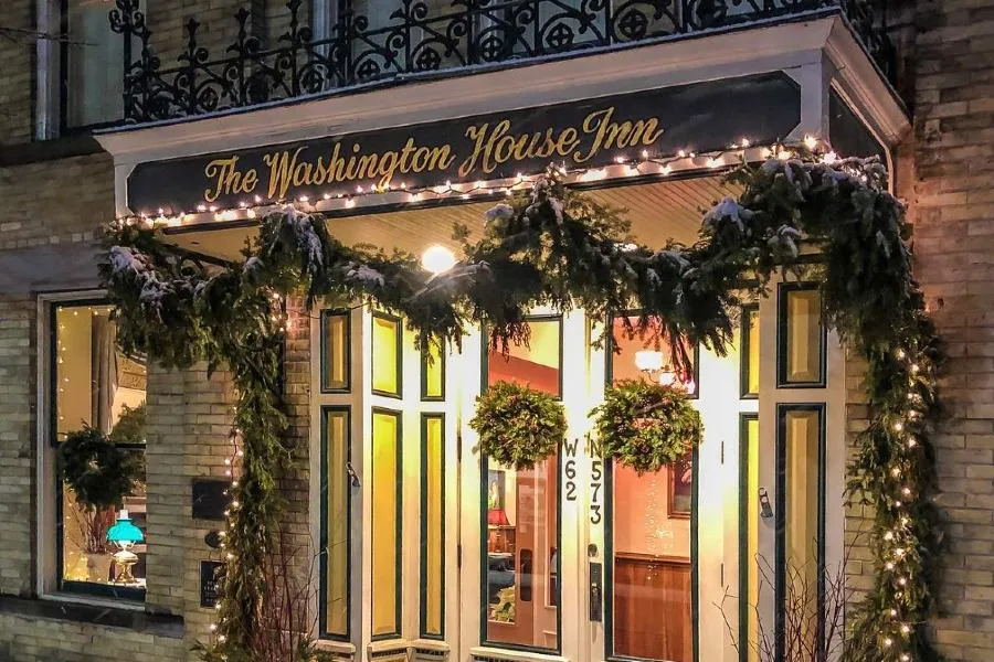 Front door of Washington House Inn decorated for Christmas
