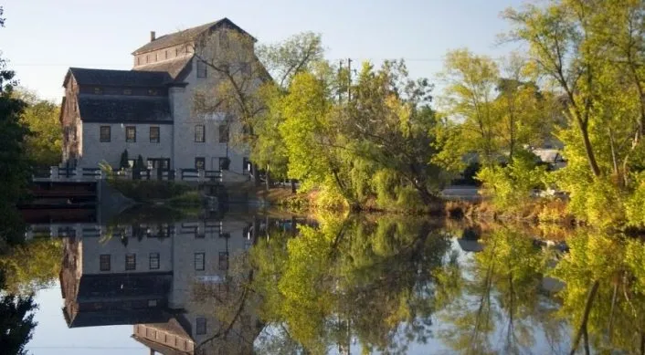 Cedar Creek Settlement Shops and Wineries Cedarburg WI