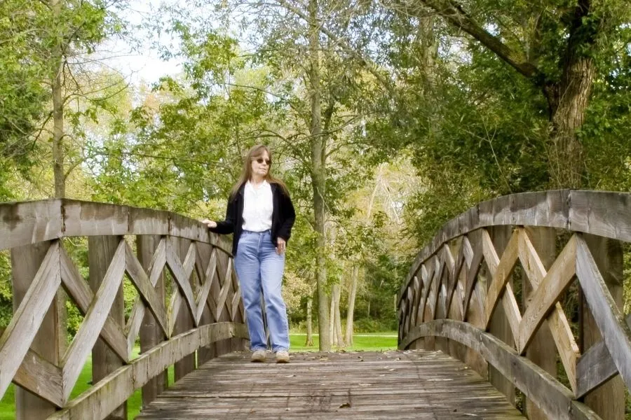 What's a good place for outdoor activities in Cedarburg? Ozaukee Interurban Trail Bridge has walk and bike trails